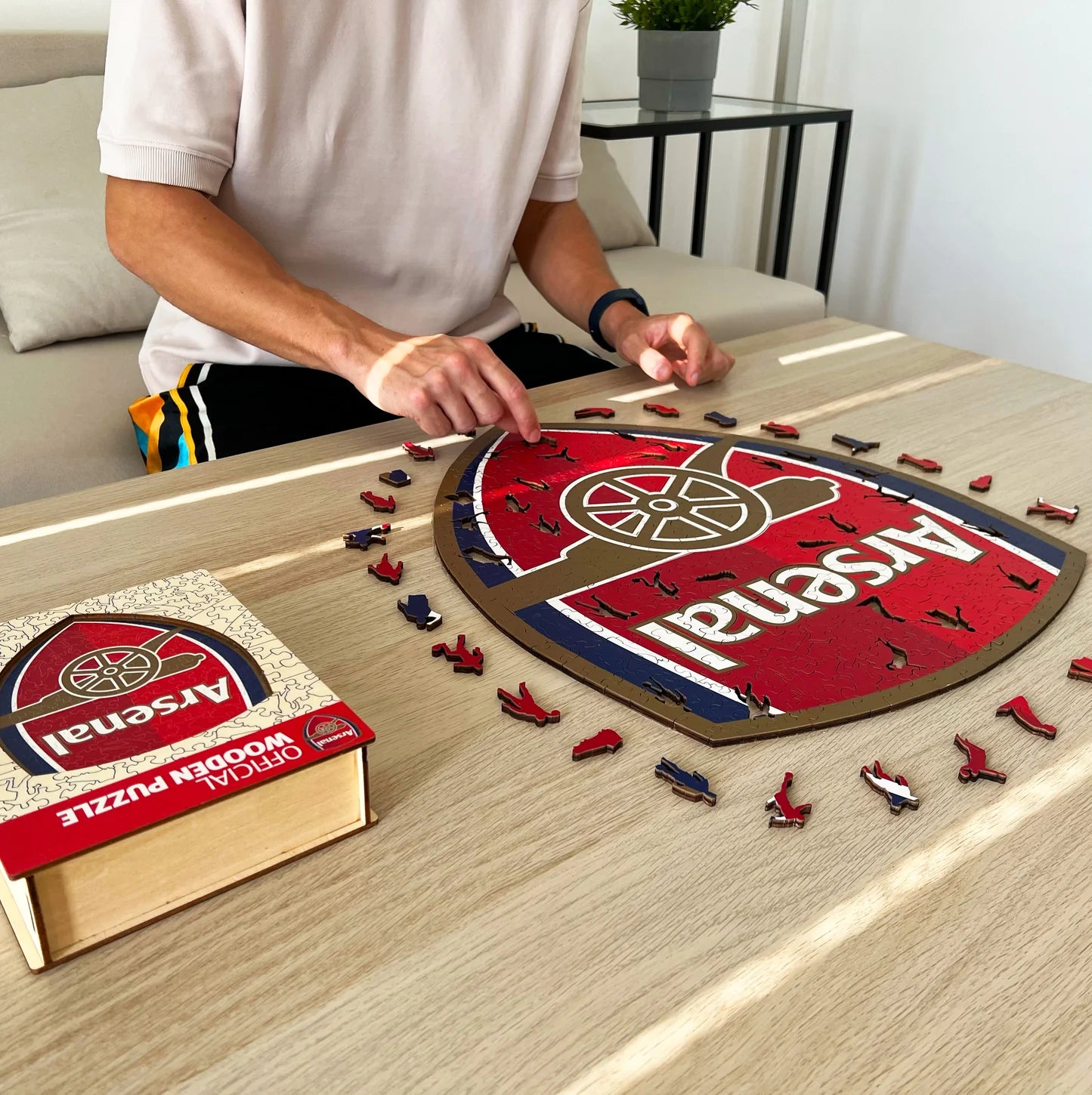 Arsenal FC Logo - Wooden Puzzle